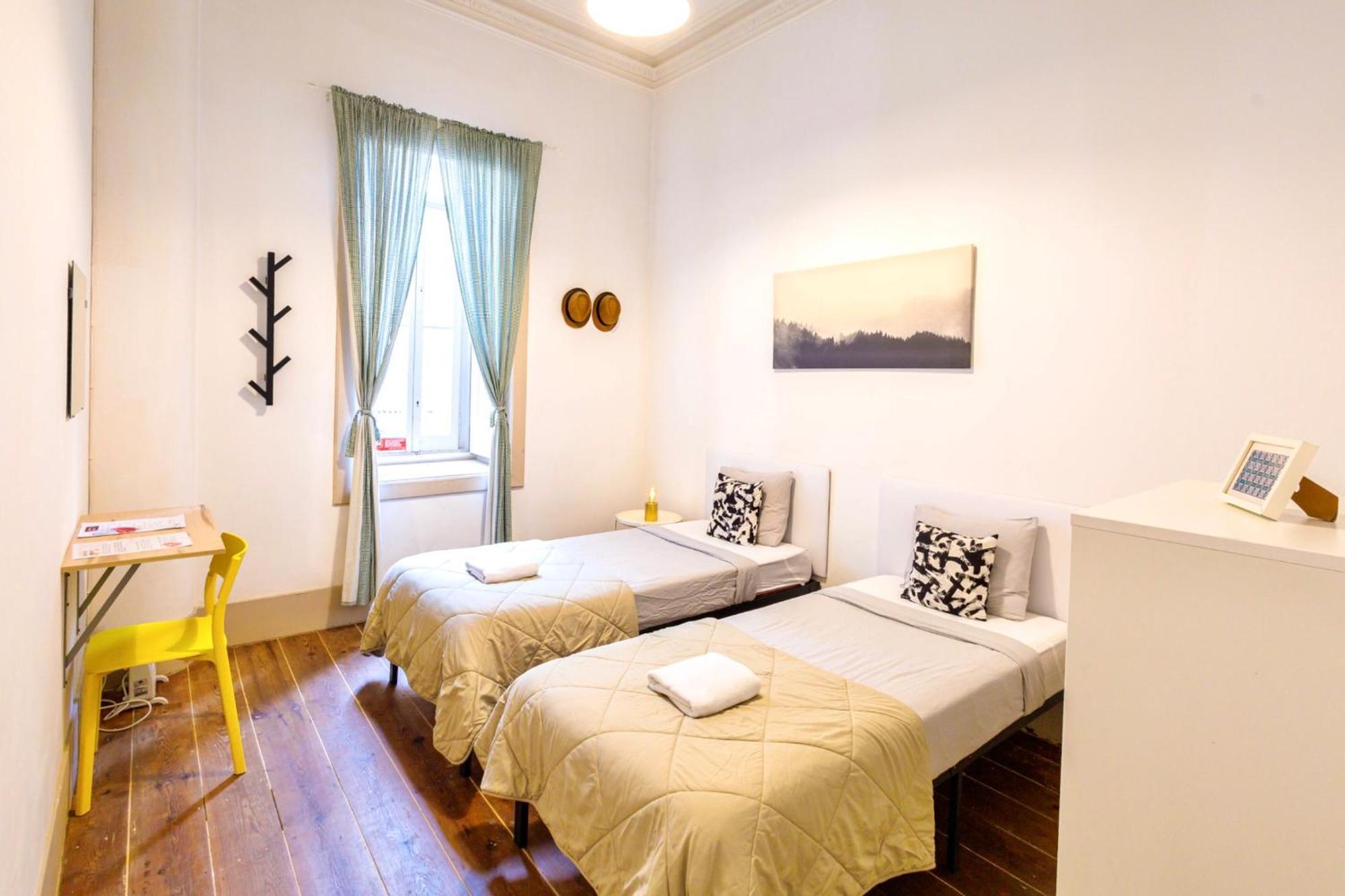 Twin Room with Shared Bathroom
